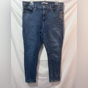Levi’s 311 Shaping Skinny Blue Women's Jeans. Size 33.
